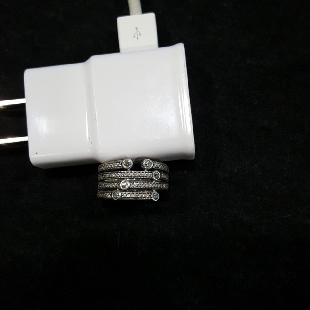 Pandora Shimmering Ocean Frosty Ring, Size 9 (60)